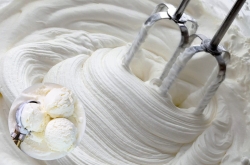 KEM CREAM CHEESE THỦ CÔNG